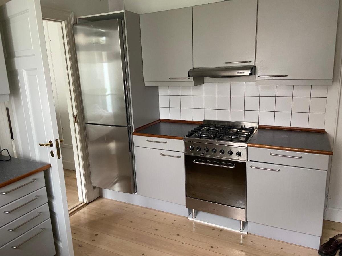 Lejlighed Indre Kobenhavn Taet Ved Hovedbanegarden. Buitenkant foto